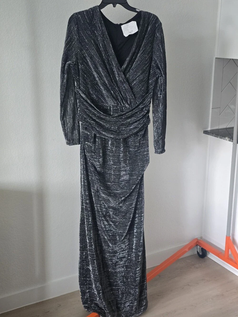 Betsy & Adam Metallic Silver Black Ruched Evening Gown Maxi Dress Size 16 $279